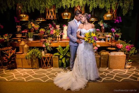 fotógrafo de casamento vitória es vix Lindo casamento ao ar livre com noivo noiva e vestido de noiva no sitio paraíso de barcelona serra feito por fotógrafos de casamento de vila velha espirito santo es com pista de dança músicos e making of da noiva'