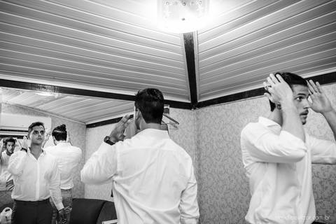 fotógrafo de casamento vitória es vix Lindo casamento ao ar livre com noivo noiva e vestido de noiva no sitio paraíso de barcelona serra feito por fotógrafos de casamento de vila velha espirito santo es com pista de dança músicos e making of da noiva'