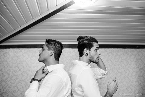 fotógrafo de casamento vitória es vix Lindo casamento ao ar livre com noivo noiva e vestido de noiva no sitio paraíso de barcelona serra feito por fotógrafos de casamento de vila velha espirito santo es com pista de dança músicos e making of da noiva'