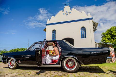 lindo casamento mini wedding na igreja N.Sra dos navegantes ponta da fruta por fotógrafo de casamento vila velha fotógrafo de casamento vitória fotógrafo de casamento serra com noivo noiva vestido de noiva buquê casamento ao ar livre de dia no por do sol'