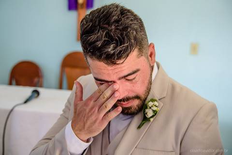 lindo casamento mini wedding na igreja N.Sra dos navegantes ponta da fruta por fotógrafo de casamento vila velha fotógrafo de casamento vitória fotógrafo de casamento serra com noivo noiva vestido de noiva buquê casamento ao ar livre de dia no por do sol'