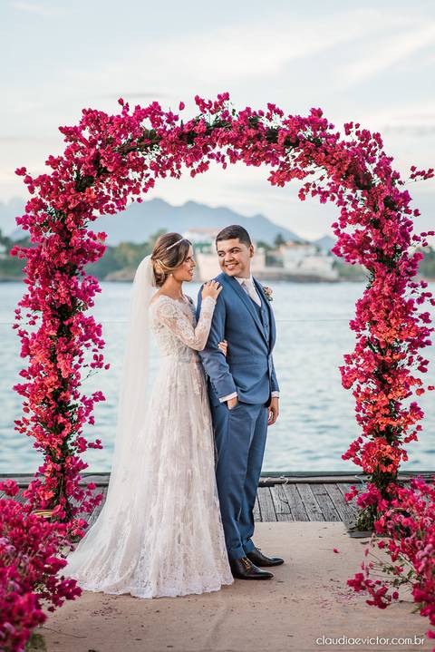 Casamento no italo lounge clube italo-brasileiro vitória fotógrafos de casamento em vila velha fotógrafo de casamento em vitória espirito santo es noivo noiva vestido de noiva ar livre por do sol decoração making of casar de dia inspiração wedding'