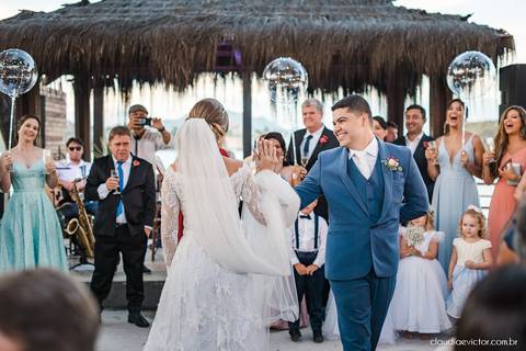 Casamento no italo lounge clube italo-brasileiro vitória fotógrafos de casamento em vila velha fotógrafo de casamento em vitória espirito santo es noivo noiva vestido de noiva ar livre por do sol decoração making of casar de dia inspiração wedding'