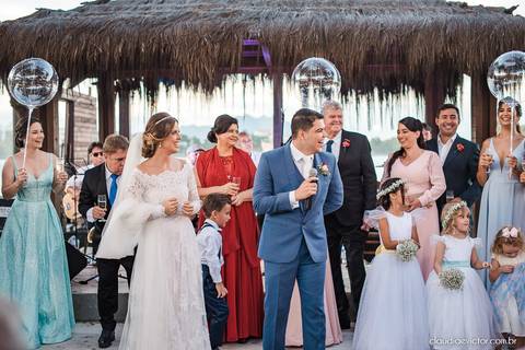 Casamento no italo lounge clube italo-brasileiro vitória fotógrafos de casamento em vila velha fotógrafo de casamento em vitória espirito santo es noivo noiva vestido de noiva ar livre por do sol decoração making of casar de dia inspiração wedding'