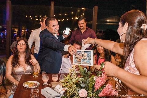 Casamento no italo lounge clube italo-brasileiro vitória fotógrafos de casamento em vila velha fotógrafo de casamento em vitória espirito santo es noivo noiva vestido de noiva ar livre por do sol decoração making of casar de dia inspiração wedding'