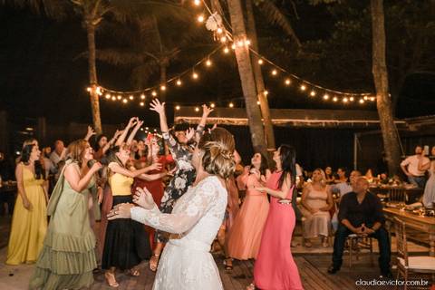 Casamento no italo lounge clube italo-brasileiro vitória fotógrafos de casamento em vila velha fotógrafo de casamento em vitória espirito santo es noivo noiva vestido de noiva ar livre por do sol decoração making of casar de dia inspiração wedding'