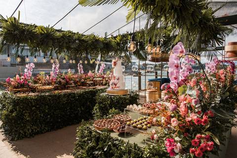 Casamento no italo lounge clube italo-brasileiro vitória fotógrafos de casamento em vila velha fotógrafo de casamento em vitória espirito santo es noivo noiva vestido de noiva ar livre por do sol decoração making of casar de dia inspiração wedding'