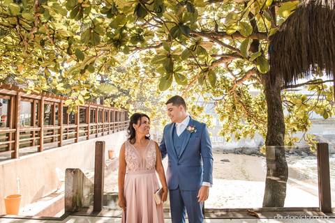 Casamento no italo lounge clube italo-brasileiro vitória fotógrafos de casamento em vila velha fotógrafo de casamento em vitória espirito santo es noivo noiva vestido de noiva ar livre por do sol decoração making of casar de dia inspiração wedding'