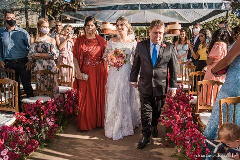 Casamento no italo lounge clube italo-brasileiro vitória fotógrafos de casamento em vila velha fotógrafo de casamento em vitória espirito santo es noivo noiva vestido de noiva ar livre por do sol decoração making of casar de dia inspiração wedding'