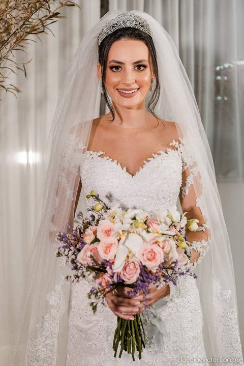 Casamento catedral de Vitória por fotógrafo de Casamento em vila velha fotógrafo de casamento em vitória fotógrafo de casamento em serra noiva noivo cerimonial vila oben inspiração decoração making of larrissa rodrigues make up '