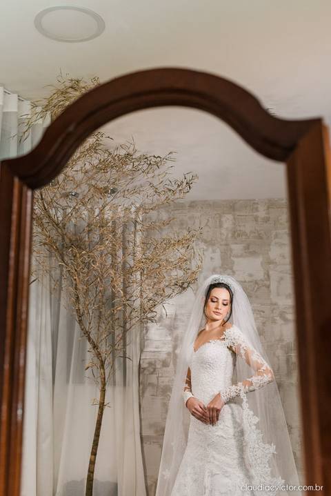 Casamento catedral de Vitória por fotógrafo de Casamento em vila velha fotógrafo de casamento em vitória fotógrafo de casamento em serra noiva noivo cerimonial vila oben inspiração decoração making of larrissa rodrigues make up '