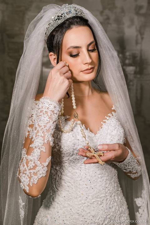Casamento catedral de Vitória por fotógrafo de Casamento em vila velha fotógrafo de casamento em vitória fotógrafo de casamento em serra noiva noivo cerimonial vila oben inspiração decoração making of larrissa rodrigues make up '