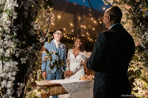 casamento dia de casamento decoração making of noiva noivo fotógrafo de casamento em vila velha fotógrafo de casamento em serra fotógrafo em vitória espirito santo es madrinhas wedding Mahara restaurante'