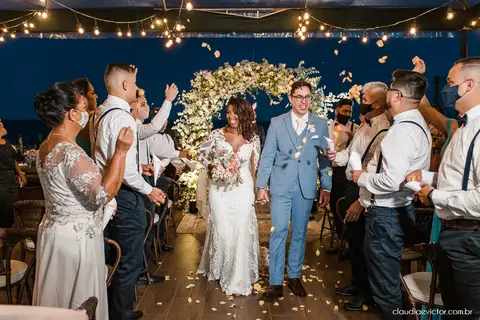 casamento dia de casamento decoração making of noiva noivo fotógrafo de casamento em vila velha fotógrafo de casamento em serra fotógrafo em vitória espirito santo es madrinhas wedding Mahara restaurante'