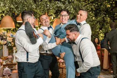 casamento dia de casamento decoração making of noiva noivo fotógrafo de casamento em vila velha fotógrafo de casamento em serra fotógrafo em vitória espirito santo es madrinhas wedding Mahara restaurante'