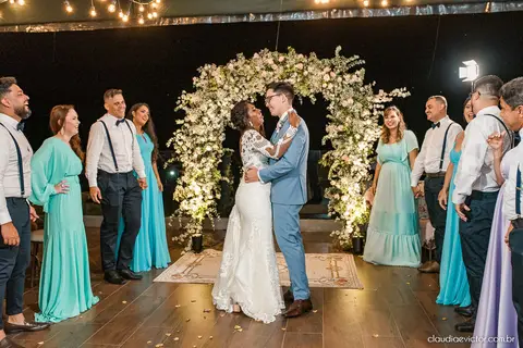 casamento dia de casamento decoração making of noiva noivo fotógrafo de casamento em vila velha fotógrafo de casamento em serra fotógrafo em vitória espirito santo es madrinhas wedding Mahara restaurante'