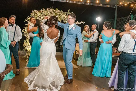 casamento dia de casamento decoração making of noiva noivo fotógrafo de casamento em vila velha fotógrafo de casamento em serra fotógrafo em vitória espirito santo es madrinhas wedding Mahara restaurante'