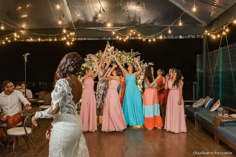 casamento dia de casamento decoração making of noiva noivo fotógrafo de casamento em vila velha fotógrafo de casamento em serra fotógrafo em vitória espirito santo es madrinhas wedding Mahara restaurante'