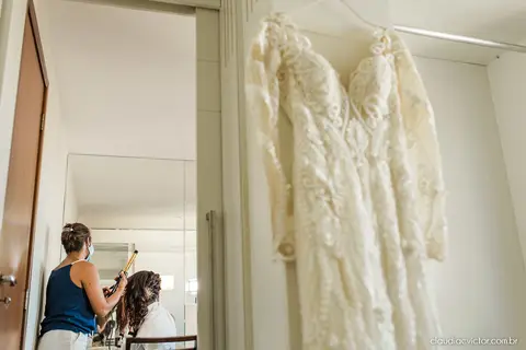 casamento dia de casamento decoração making of noiva noivo fotógrafo de casamento em vila velha fotógrafo de casamento em serra fotógrafo em vitória espirito santo es madrinhas wedding Mahara restaurante'