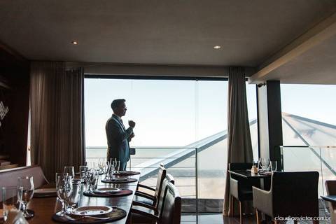 casamento dia de casamento decoração making of noiva noivo fotógrafo de casamento em vila velha fotógrafo de casamento em serra fotógrafo em vitória espirito santo es madrinhas wedding Mahara restaurante'