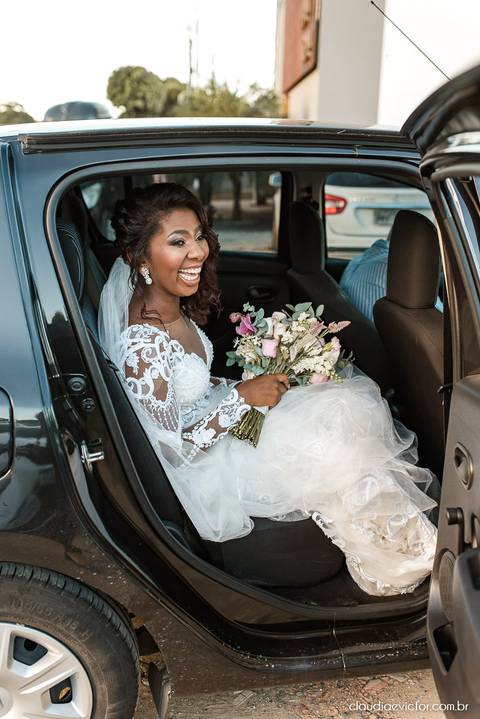 casamento dia de casamento decoração making of noiva noivo fotógrafo de casamento em vila velha fotógrafo de casamento em serra fotógrafo em vitória espirito santo es madrinhas wedding Mahara restaurante'