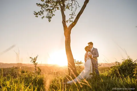 casamento dia de casamento decoração making of noiva noivo fotógrafo de casamento em vila velha fotógrafo de casamento em serra fotógrafo em vitória espirito santo es madrinhas wedding Mahara restaurante Ruínas Queimados'