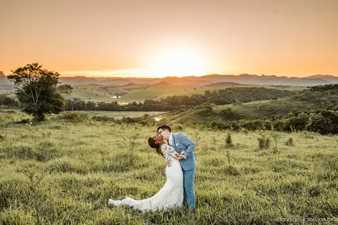 casamento dia de casamento decoração making of noiva noivo fotógrafo de casamento em vila velha fotógrafo de casamento em serra fotógrafo em vitória espirito santo es madrinhas wedding Mahara restaurante Ruínas Queimados'