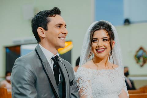 Lara e Daniel se casaram em Lagoa Grande MG, durante a pandemia com o fotografo de casamentos Edson Araujo Fotografias. o casamento aconteceu em Lagoa Grande MG. Fotos lindas do casamento da Lara e Daniel, Play mac filmes'
