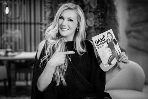 LUCY LIMA fotógrafa especializada em fotografias corporativas, ensaios de perfil profissional, ensaios empresariais, ensaio corporativos em Curitiba - PR.'