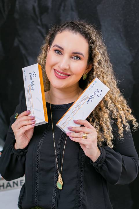 Ensaio perfil profissional curitiba
fotos corporativa
ensaio corportativo
fotografia corporativa
fotografia perfil profissional
ensaio produção de contéudo
'