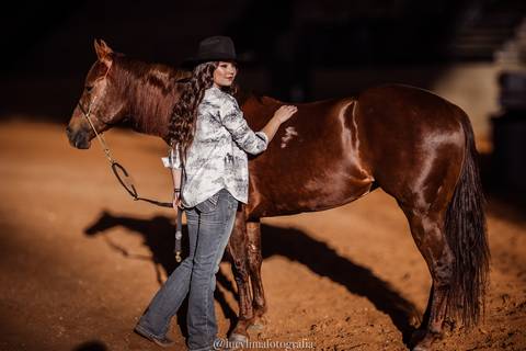 Ensaio Brenda D'angelis Cavalo'