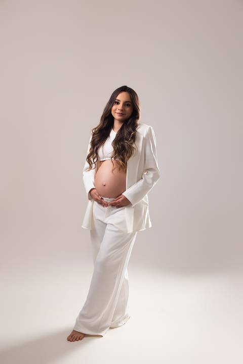 Ensaio em estudio Luana Crispim Fotografia'