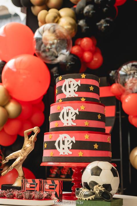 Radical Kids e Foto Certa - Festa de Aniversário Infantil - Decoração Tema Futebol'