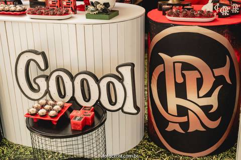 Radical Kids e Foto Certa - Festa de Aniversário Infantil - Decoração Tema Futebol'