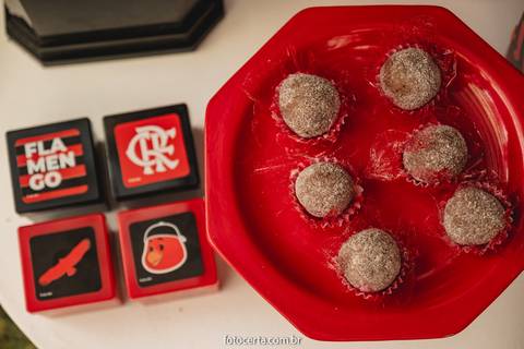 Radical Kids e Foto Certa - Festa de Aniversário Infantil - Decoração Tema Futebol'