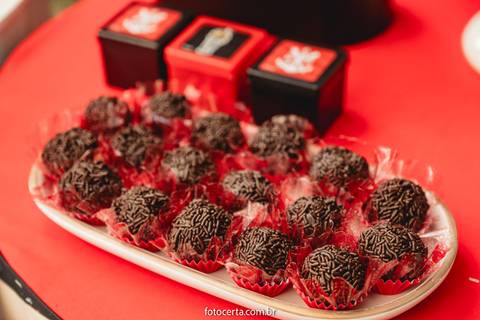 Radical Kids e Foto Certa - Festa de Aniversário Infantil - Decoração Tema Futebol'