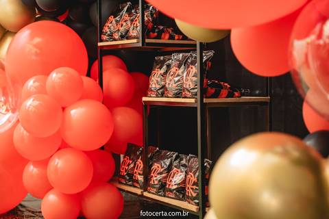 Radical Kids e Foto Certa - Festa de Aniversário Infantil - Decoração Tema Futebol'