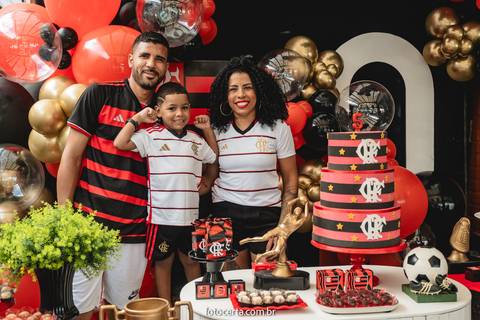 Radical Kids e Foto Certa - Festa de Aniversário Infantil - Decoração Tema Futebol'