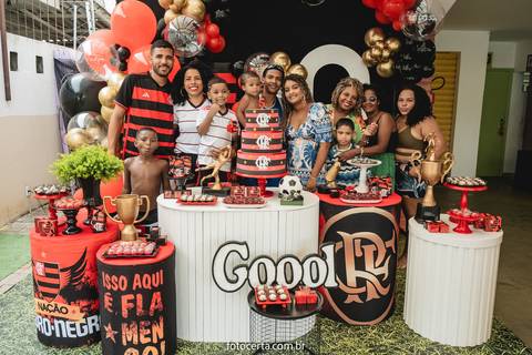 Radical Kids e Foto Certa - Festa de Aniversário Infantil - Decoração Tema Futebol'