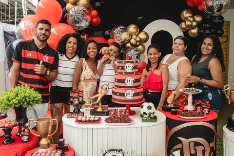 Radical Kids e Foto Certa - Festa de Aniversário Infantil - Decoração Tema Futebol'