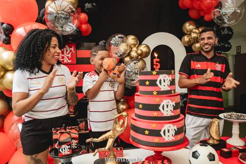 Radical Kids e Foto Certa - Festa de Aniversário Infantil - Decoração Tema Futebol'
