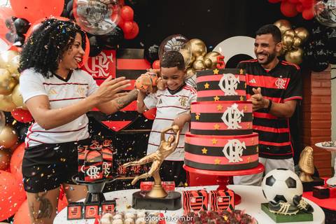 Radical Kids e Foto Certa - Festa de Aniversário Infantil - Decoração Tema Futebol'