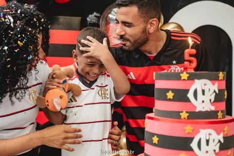 Radical Kids e Foto Certa - Festa de Aniversário Infantil - Decoração Tema Futebol'