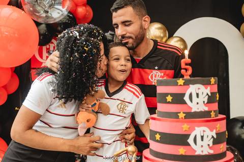 Radical Kids e Foto Certa - Festa de Aniversário Infantil - Decoração Tema Futebol'