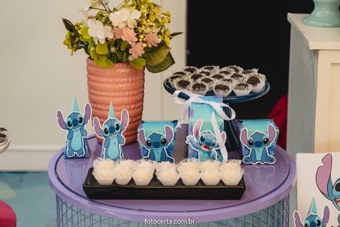 Radical Kids e Foto Certa - Festa de Aniversário Infantil - Decoração Tema Stitch'