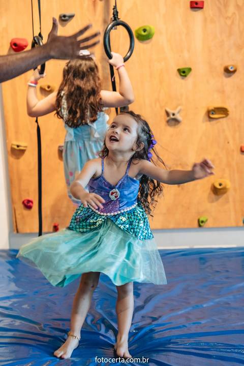 Radical Kids e Foto Certa - Festa de Aniversário Infantil - Decoração Tema Pequena Sereia'