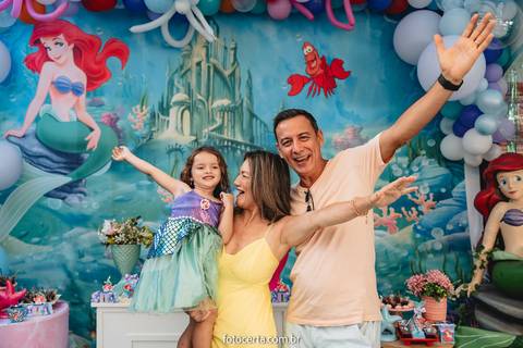 Radical Kids e Foto Certa - Festa de Aniversário Infantil - Decoração Tema Pequena Sereia'