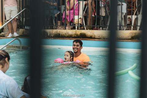 Radical Kids e Foto Certa - Festa de Aniversário Infantil - Decoração Tema Pequena Sereia'