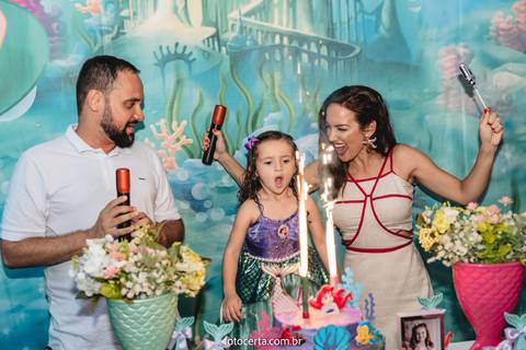 Radical Kids e Foto Certa - Festa de Aniversário Infantil - Decoração Tema Pequena Sereia'