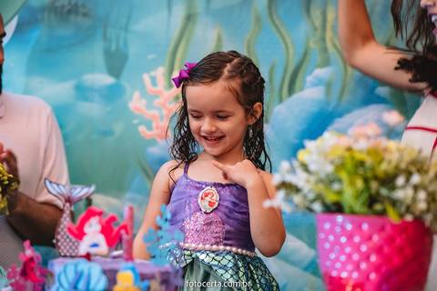 Radical Kids e Foto Certa - Festa de Aniversário Infantil - Decoração Tema Pequena Sereia'